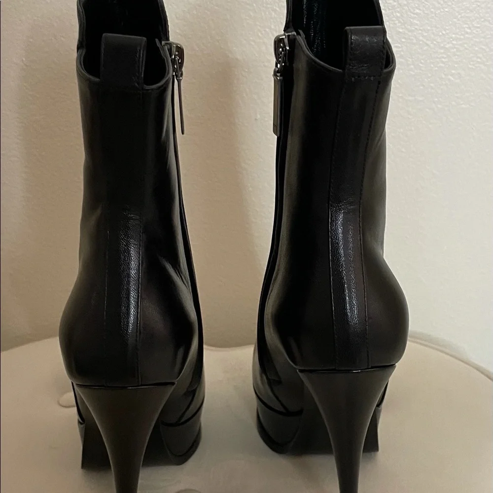 Yves Saint Laurent Black Ankle Boots - Picture 3 of 8